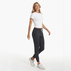Vuori women's performance joggers